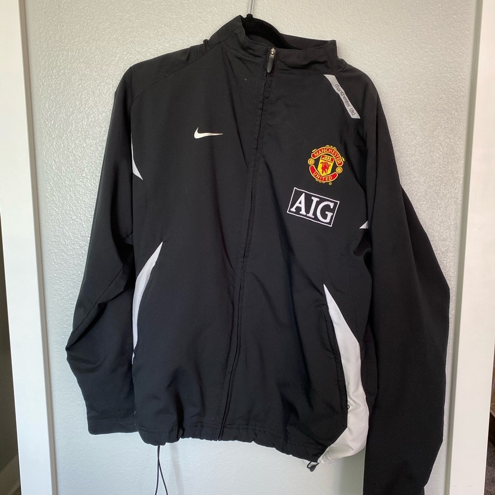 Vintage Nike men’s L Manchester United coat